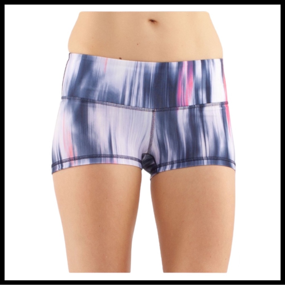 LULULEMON Boogie Short